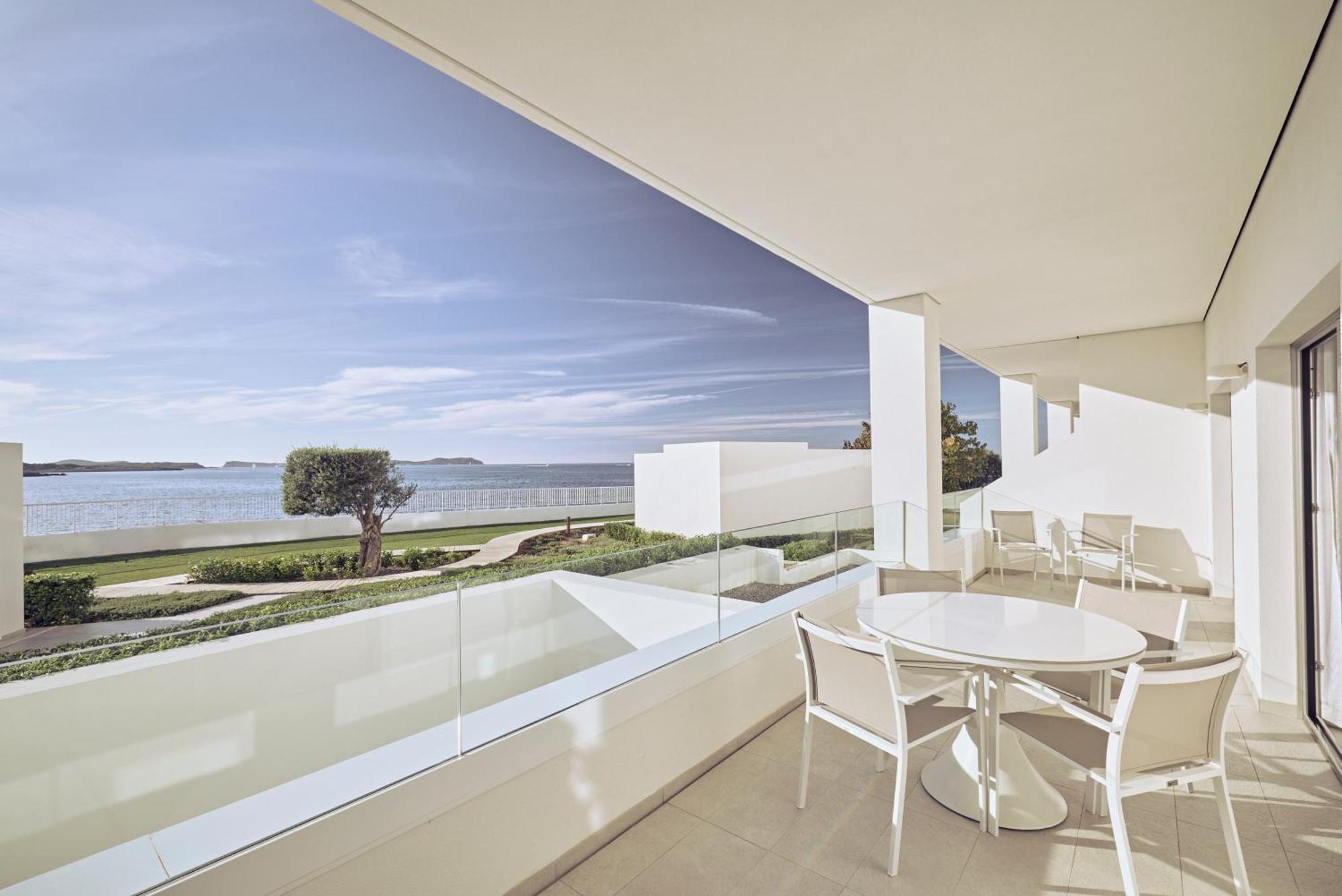 Suite de 2 dormitorios con vistas al mar